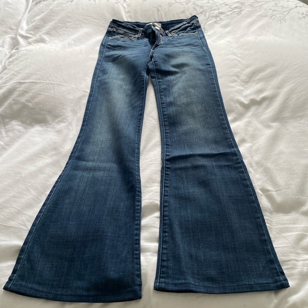 A&F Flared Jeans Size 26